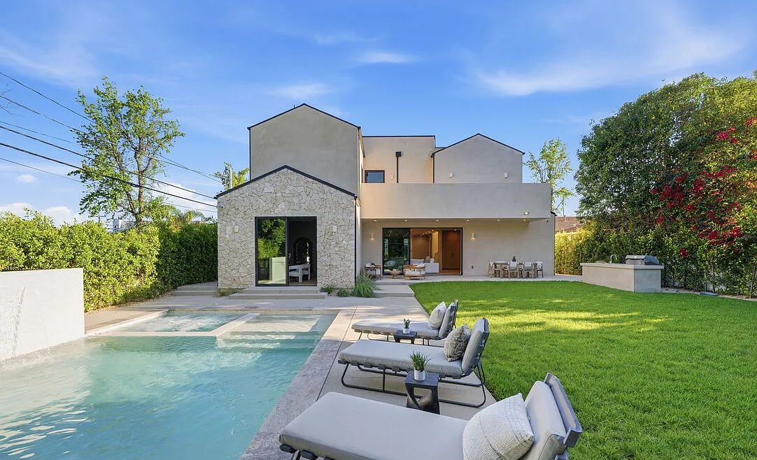 Addison Orangery — luxury villa rental in Encino