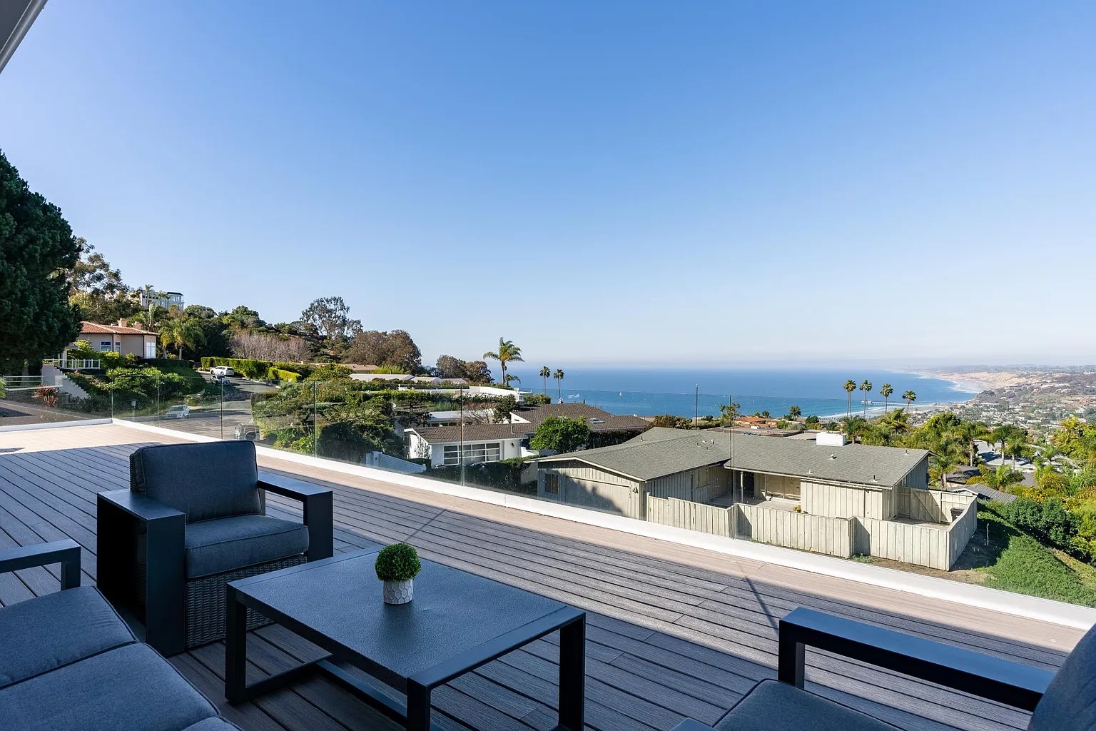Via Capri Cliffhouse — luxury villa rental in La Jolla