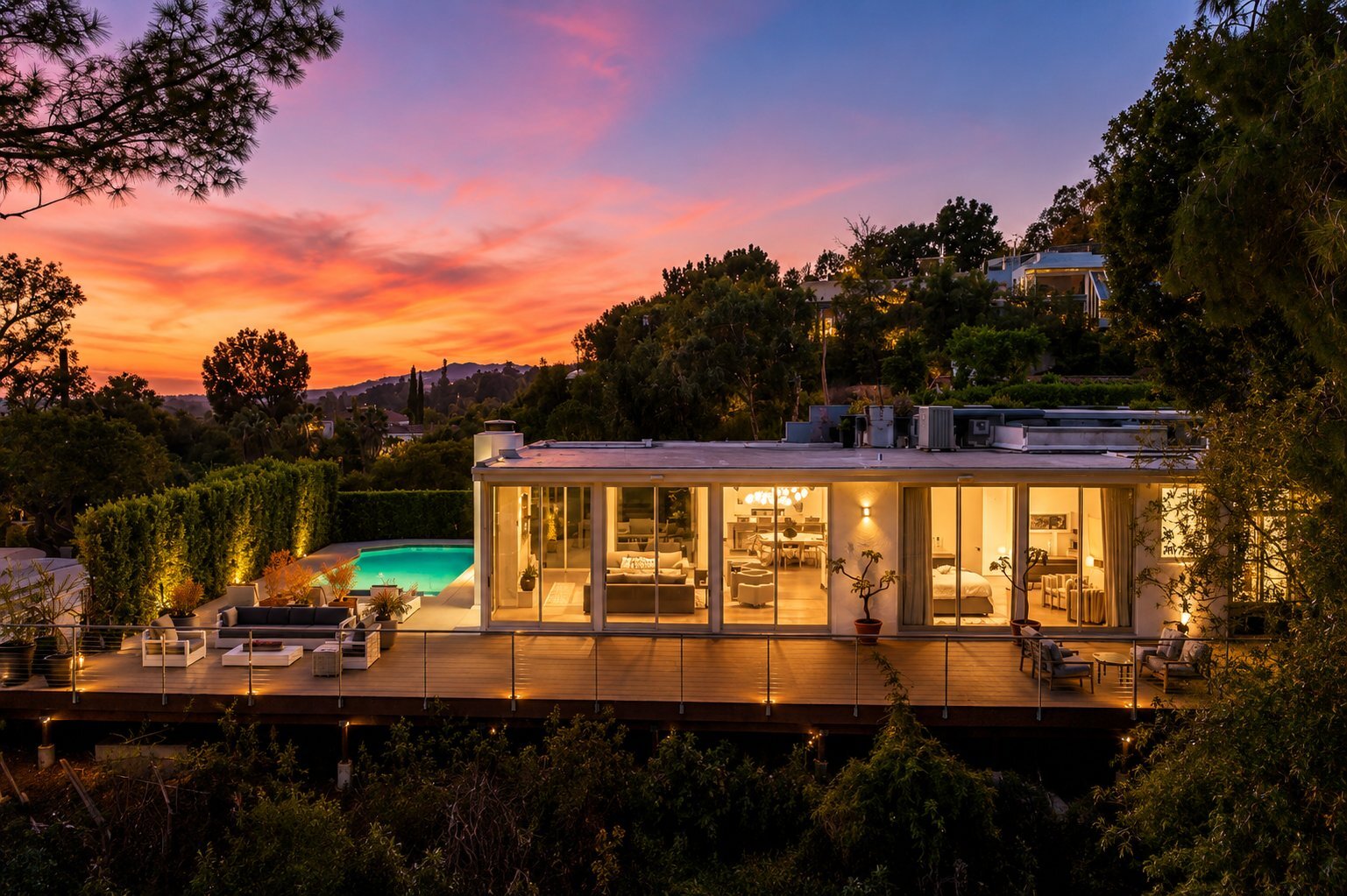 Cordell Skyhouse — 4-bedroom luxury villa rental in Bird Streets, sleeps 8
