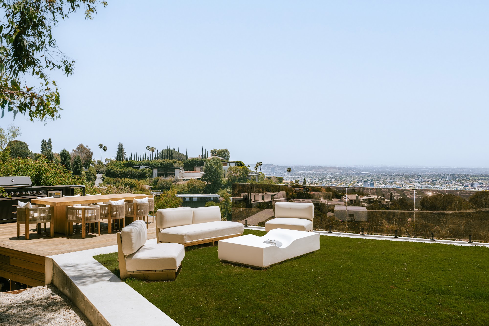 Thrush Eyrie — lawn seating with city view